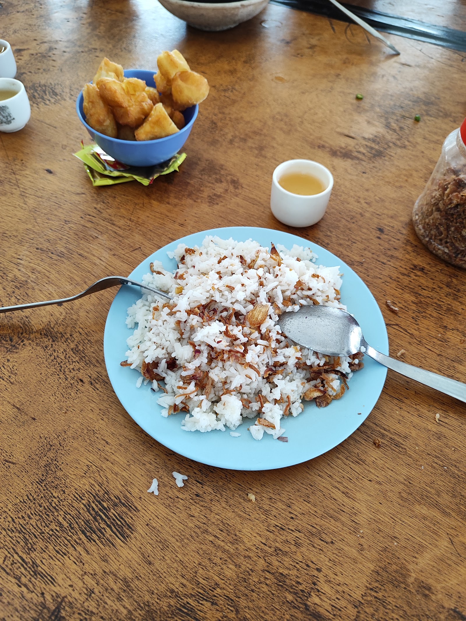 河边路亚瑞肉骨茶 6