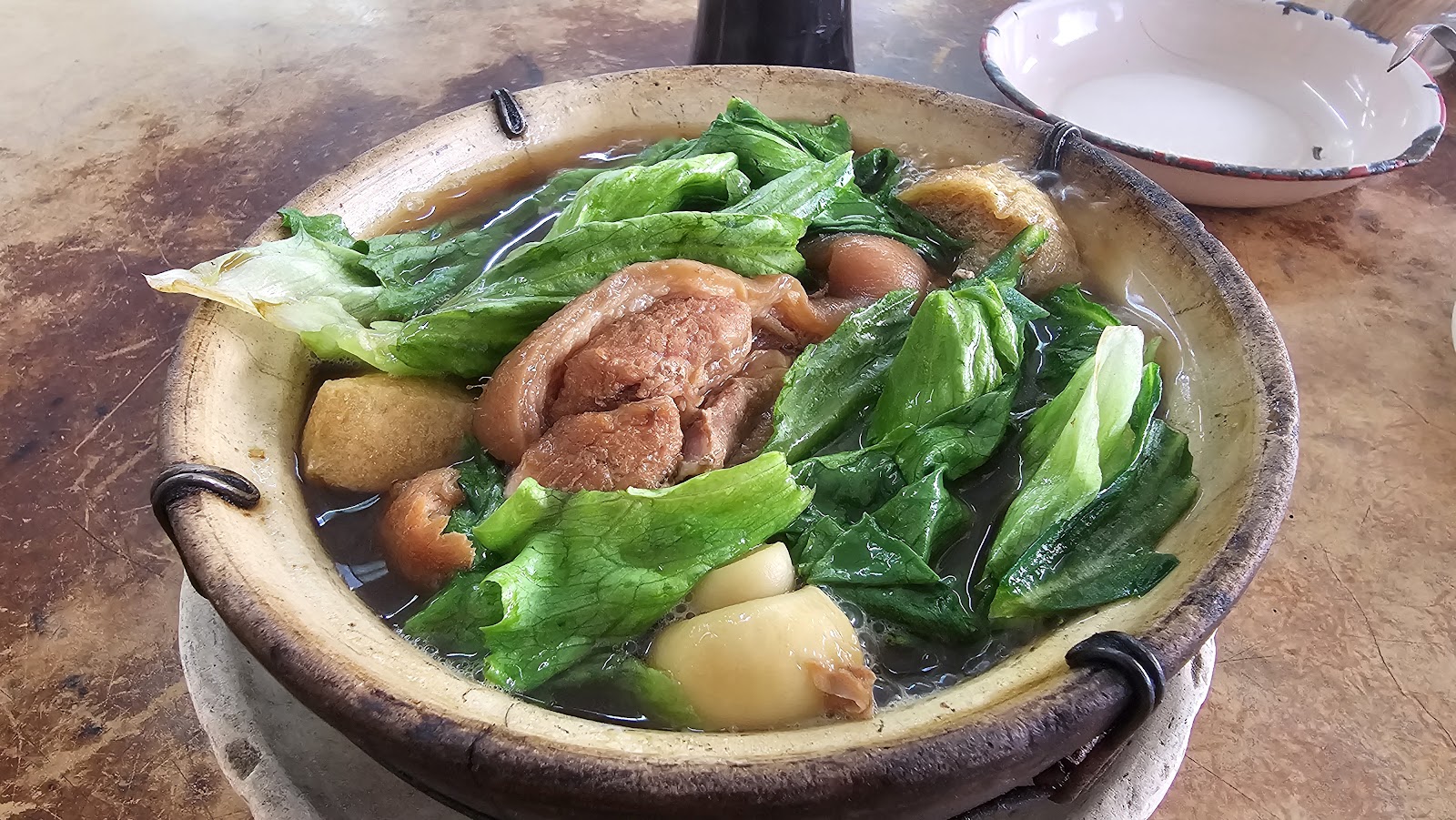 河边路亚瑞肉骨茶 8
